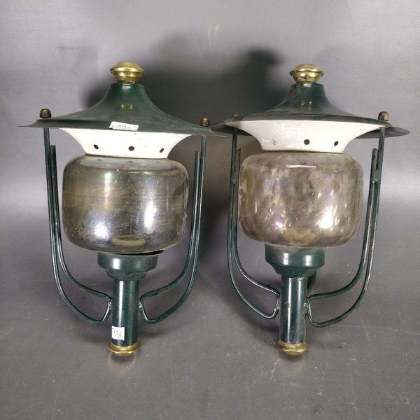 Par de Apliques de Pared Estilo Farol Verde Inglés con Vidrio y Chapa - imagen 1