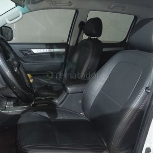 Camioneta JAC T6 4x4 Blanca - imagen 5