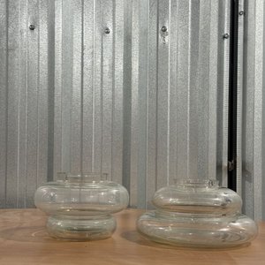 Lote anterior: Pantallas o Depósitos de Vidrio Transparente con Contornos Curvos