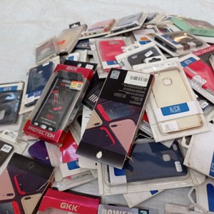 Gran cantidad de fundas para celulares - imagen 6