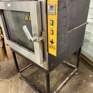 Horno Eléctrico Trifásico Turbinado Venancio para 5 Bandejas - imagen 3
