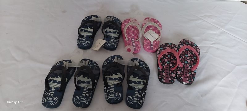 Lote siguiente: Calzado para hombre y mujer en venta