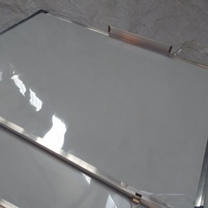 Nueve pizarras blancas sin uso. Presentan alguna avería. - imagen 4