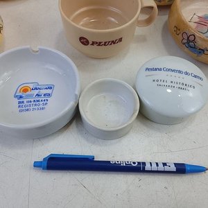 Conjunto de 17 Piezas: Jarra Licorera Buchanan's, Rallador Vintage, Matacandelas y Cuencos Pintados a Mano - imagen 11