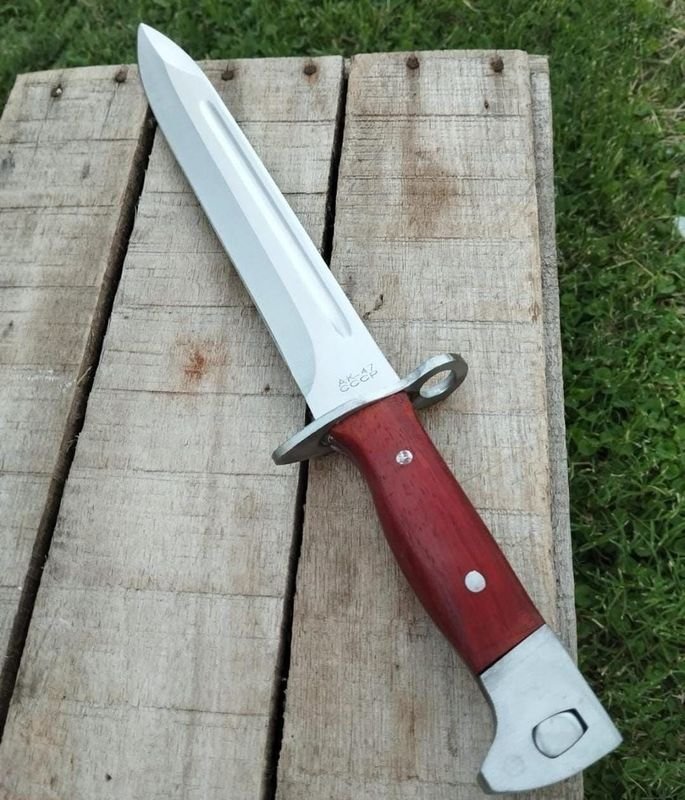Cuchillo AK-47 con hoja de acero de alta calidad - imagen 2