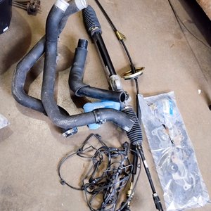 Lote anterior: Lote de Repuestos Nuevos Hyundai: Cables de Transmisión, Juntas y Más