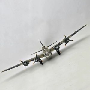 Maqueta Boeing B-17F Flying Fortress "Memphis Belle" - imagen 5