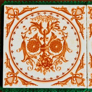 Set de Accesorios para Mesa: Manteles Bordados, Posavasos y Cuenco Decorativo - imagen 3