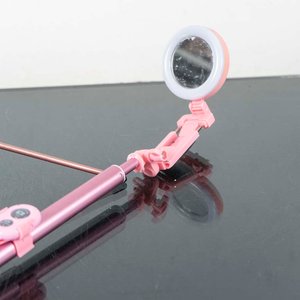 Palo de Selfie con Luz LED y Trípode Rosado - imagen 2