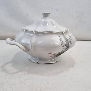 Sopera Porcelana Olmos Industria Uruguaya con Tapa y Flores Lilas - imagen 4