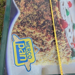 Cartel Publicitario Merco Pan con Imagen de Torta - imagen 2