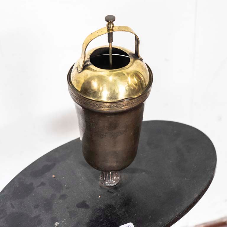 Cenicero de pie en bronce y metal para la venta - imagen 2