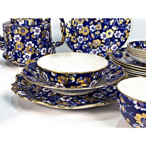 Juego de Té y Lunch de Loza Inglesa Azul con Flores Doradas - imagen 6