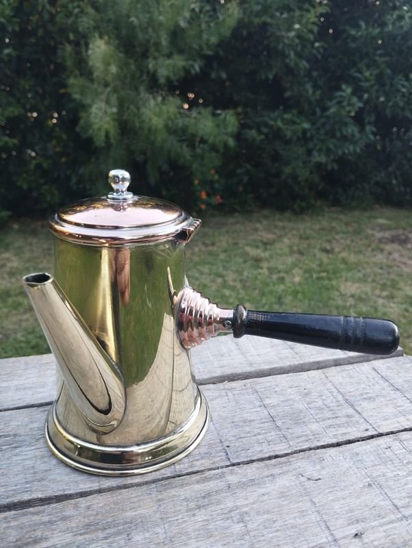 Cafetera turca en bronce pulido con tapa en cobre - imagen 3