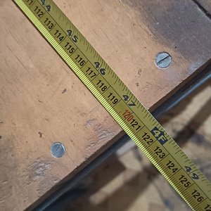 Banco de Trabajo Metálico con Morsa y Estantes - imagen 8