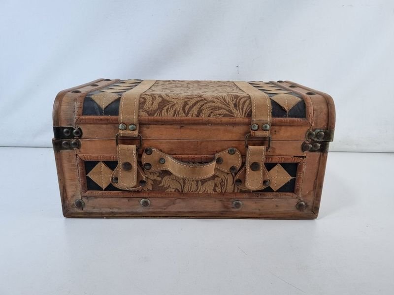 Item 842718 - Image 0