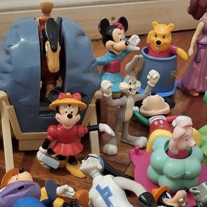 Colección de Juguetes de Personajes Disney y Otros - imagen 4