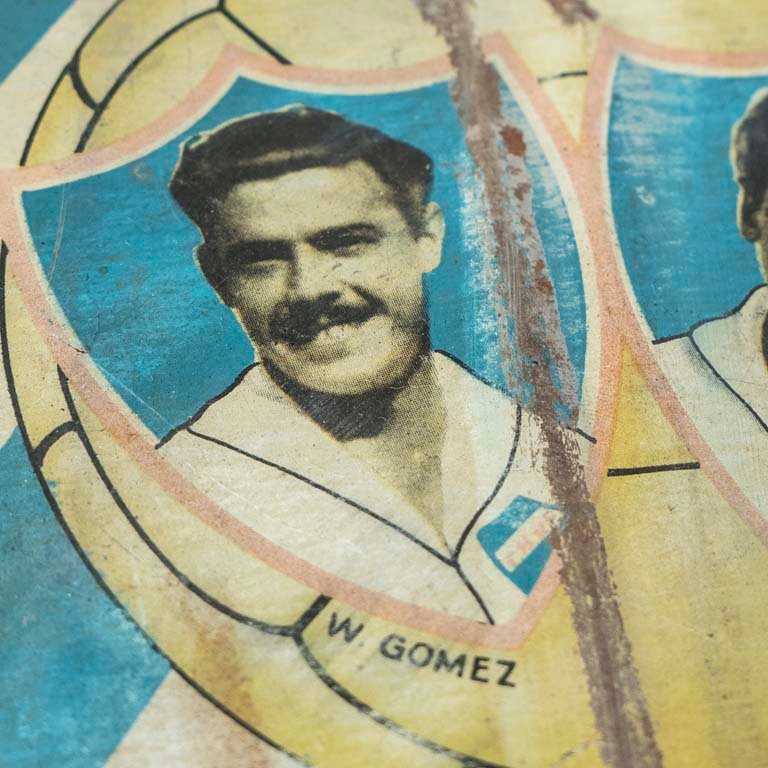 Chapa litografiada de fútbol uruguayo de 1950 - imagen 3