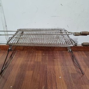 Juego de Parrilla Plegable de Metal con Brochettes y Pinza - imagen 2