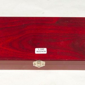Set de Accesorios para Vino en Caja de Madera - imagen 3