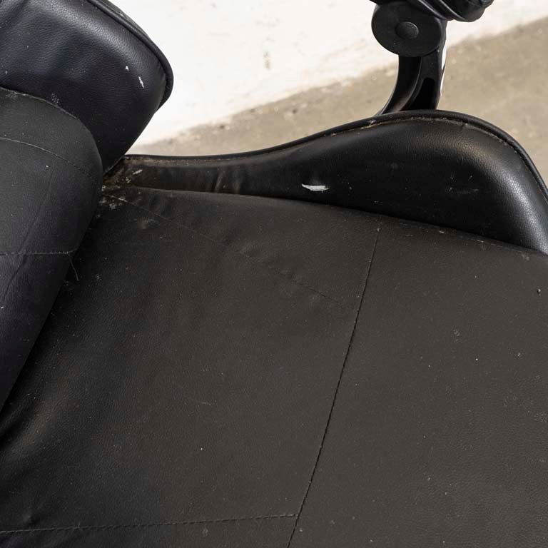 Item 2108653 - Image 2