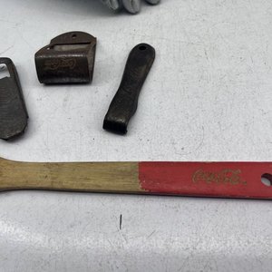 Colección de 3 Destapadores Coca-Cola y Cuchara de Madera - imagen 3