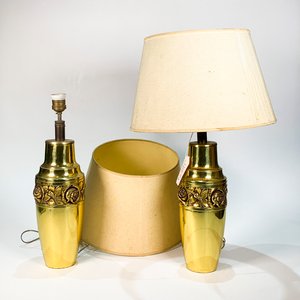 Par de Lámparas de Bronce con Guarda Floral y Pantallas - imagen 1