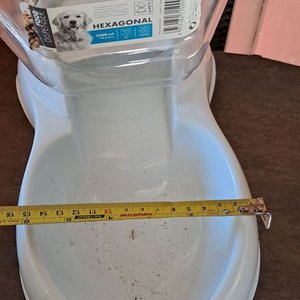 Escurridor de Ensalada, Dispensador de Comida para Perro y Escurridor de Platos - imagen 8