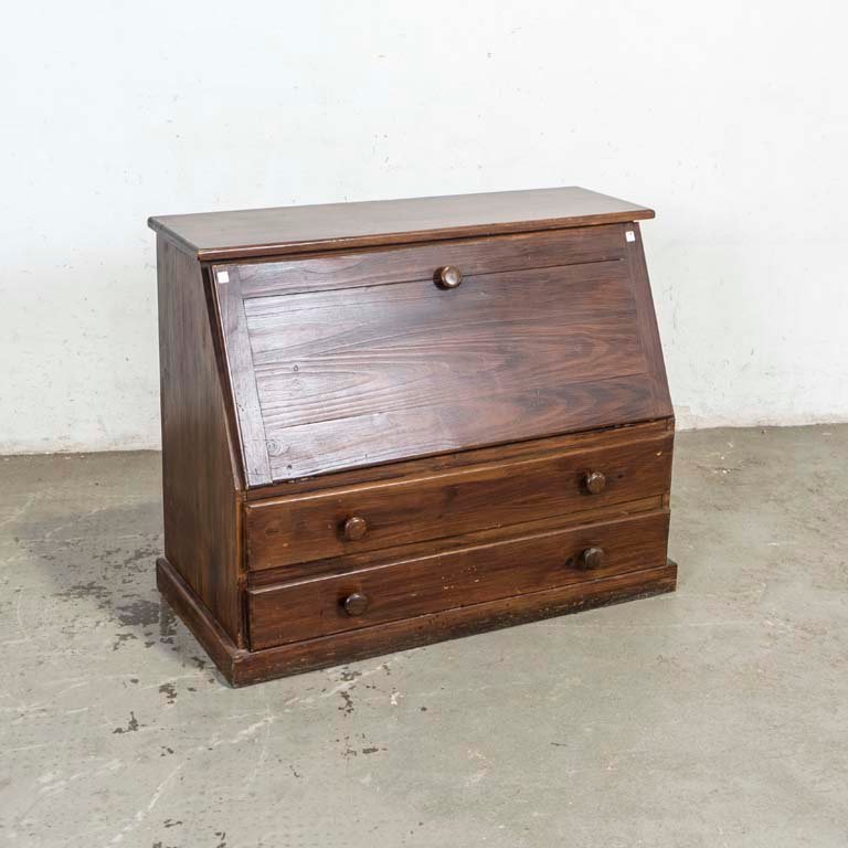 Lote siguiente: Mueble bar con puerta abatible y dos cajones