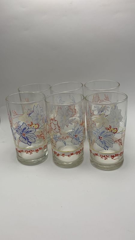 Juegos de vasos floreados de vidrio