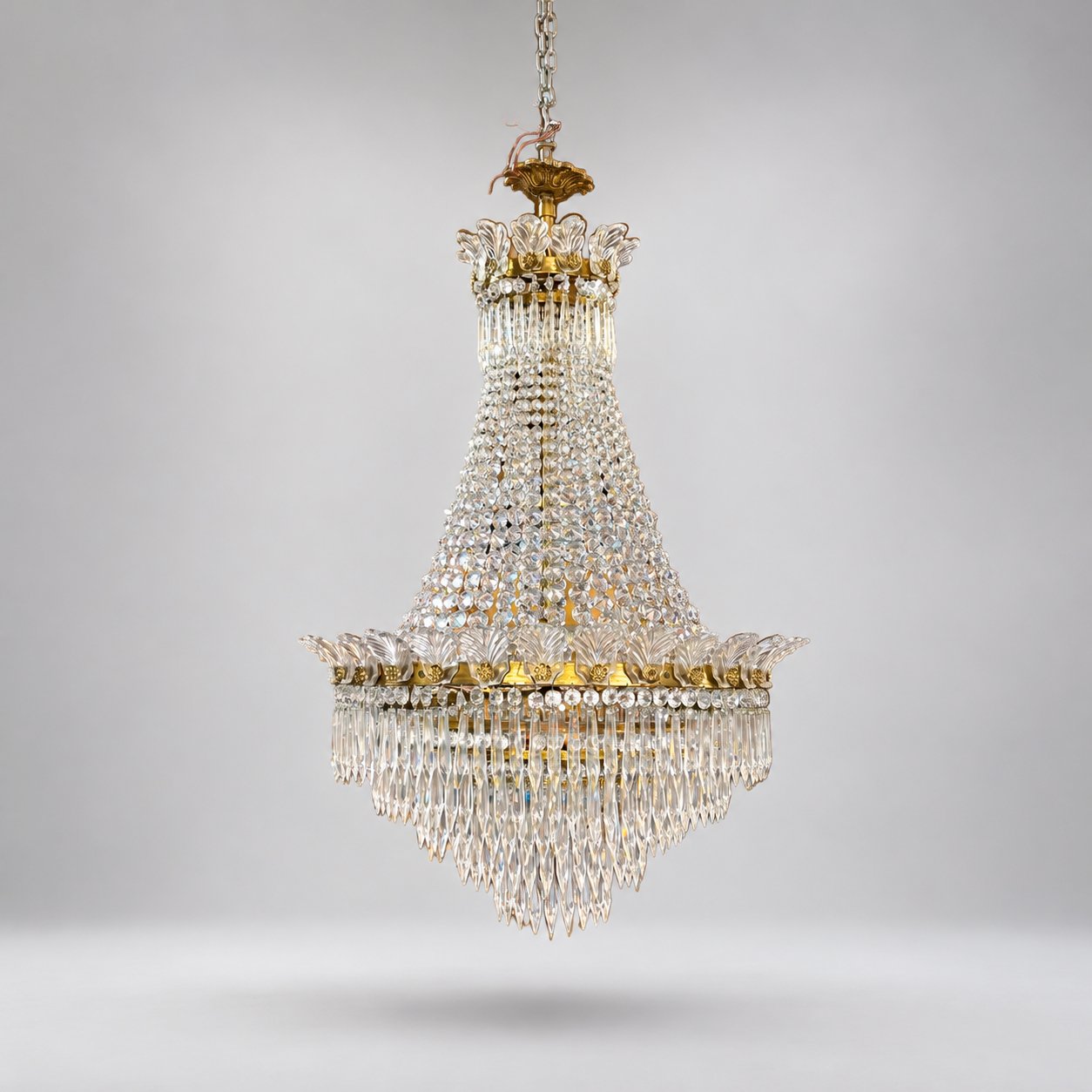 Gran Colgante de Cristal y Bronce con Detalles Vintage