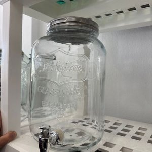 Lote siguiente: Dispensador de Vidrio Yorkshire Glassware con Tapa Abollada