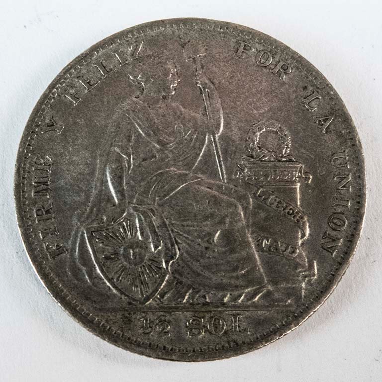 Moneda de Plata Peruana 1/2 Sol de 1927 - 12g