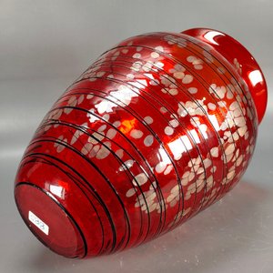 Jarrón de Cristal Rojo con Diseños Brillantes - imagen 6