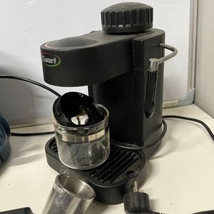 Lote: Cafeteras Ufesa y Cuori, Radio Ewtto - Funcionando - imagen 2