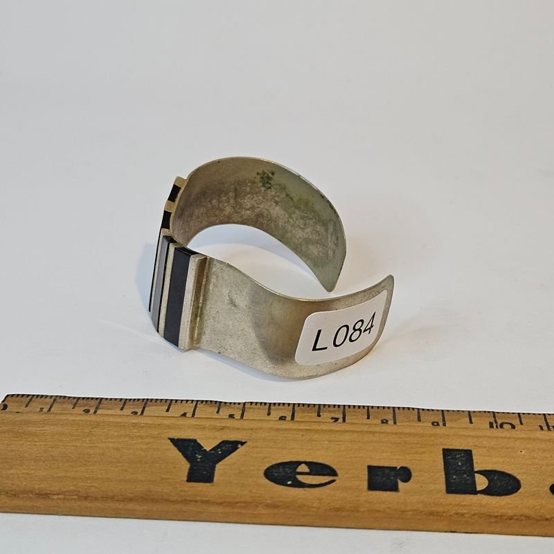 Item 876524 - Image 1