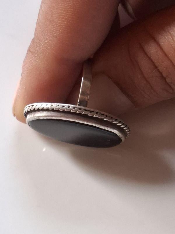 Anillo de plata con piedra Onix - imagen 3