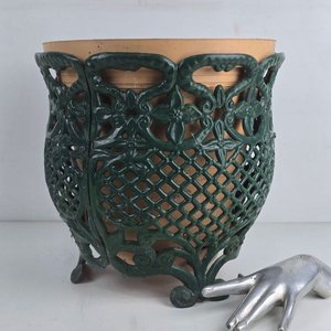 Lote anterior: Macetero Decorativo Metálico Calado Verde Oscuro "Made in Australia"