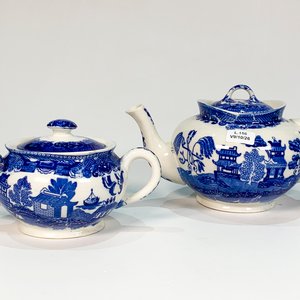 Conjunto de 4 piezas de loza china azul y blanca con decoración estilo chinoiserie - imagen 2