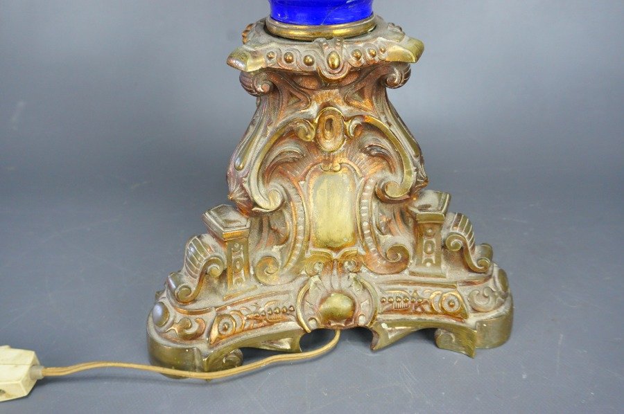 Lámpara de sobremesa completa con fanal en porcelana y bronce - imagen 4