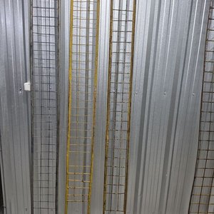 Rejillas Metálicas Alargadas para Exhibición o Almacenamiento - imagen 3