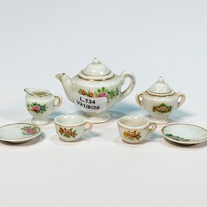 Juego de Té Miniatura en Porcelana Japonesa Blanca con Flores - imagen 2