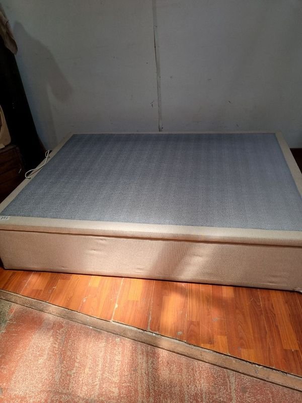 Cama Box Cama Baul Dos Plazas en Buena Condición - imagen 6
