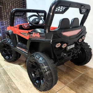 Auto Eléctrico Infantil Arenero 4x4 Recargable Rojo con Control y Cargador - imagen 5