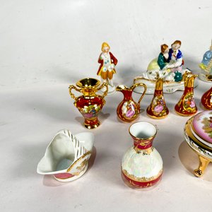 Lote de 13 Piezas: Florero Miniatura, Jarroncitos y Adornos Vintage - imagen 4