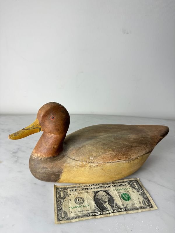Lote anterior: Antiguo ceñuelo para caza de patos en madera
