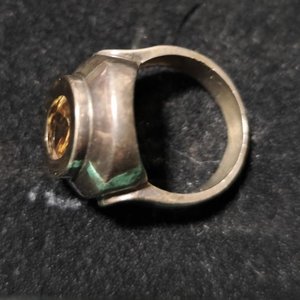 Anillo Pesado de Plata con Ribete de Oro y Piedra Citrino Ovalada - imagen 2