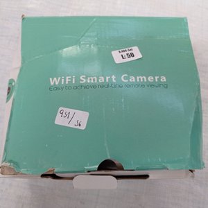 Siete piezas ,detallo,4 camaras Smart wifi ,portero electrico y 1 rodillo recargable x pintar ,tido en su estuche original. - imagen 6