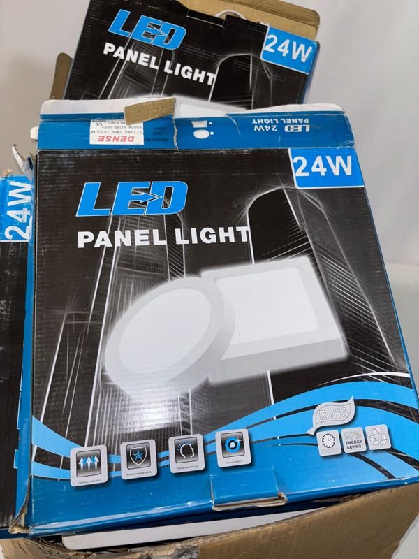 Luzes LED en cajas de diferentes tamaños - imagen 2