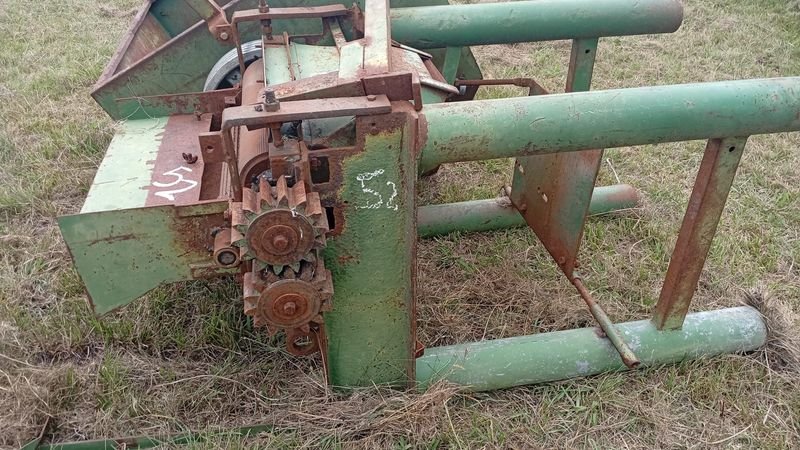 Aplastadora de grano marca TCM en mal estado